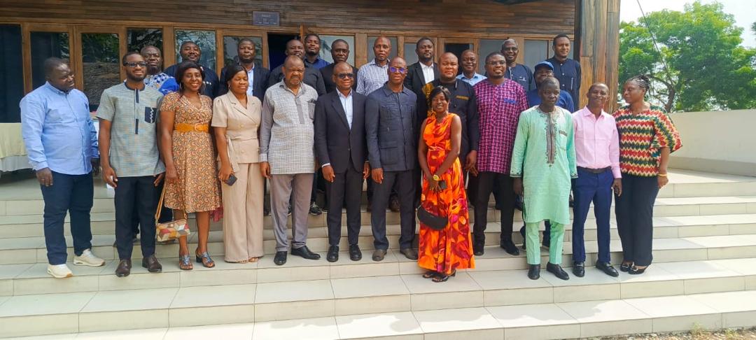 Group photo of the participants, alternative view