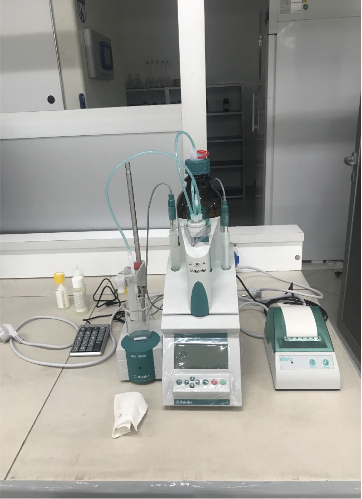 Titrateur automatique Metrohm